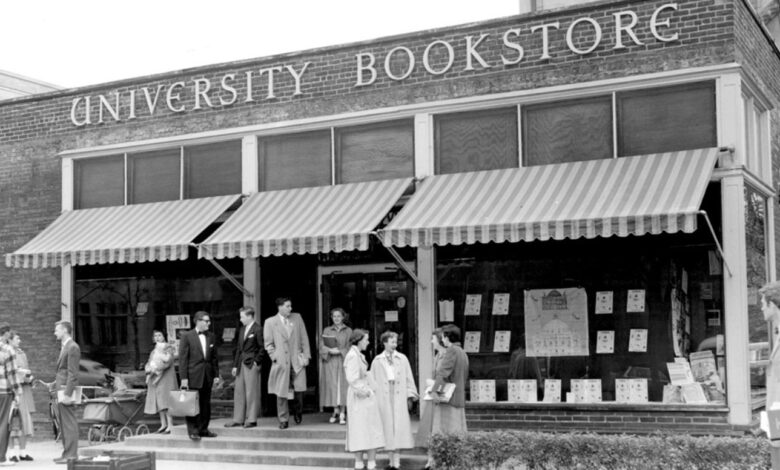 Eight books written by prominent UChicago alumni