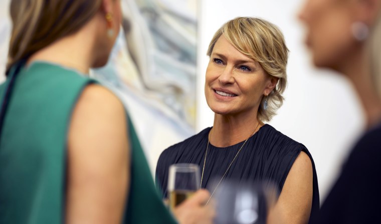 Robin Wright as Laura Sanderson in "The Girlfriend."